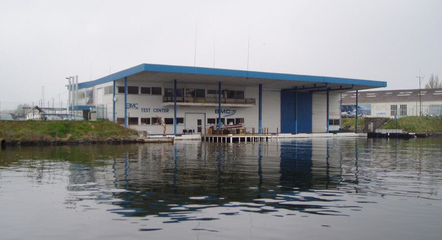 "The Boat House"…OMC´s old racing building in Belgium have a new life..!!