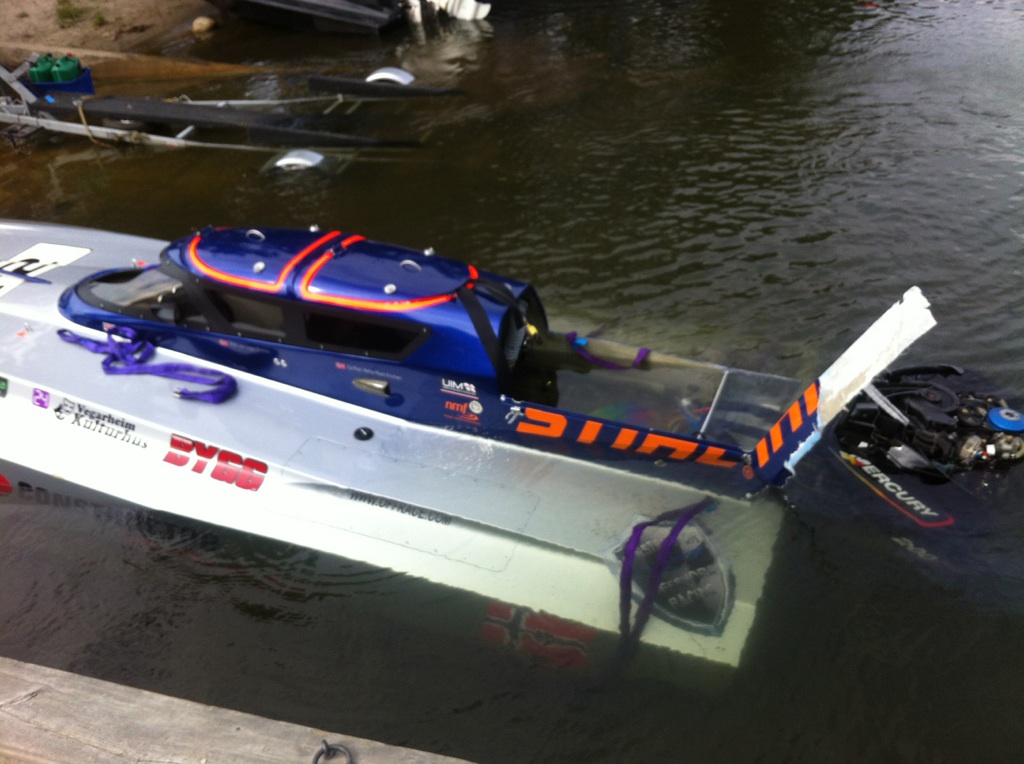 A picture of  Braatens Offshore 3C boat after the crash.