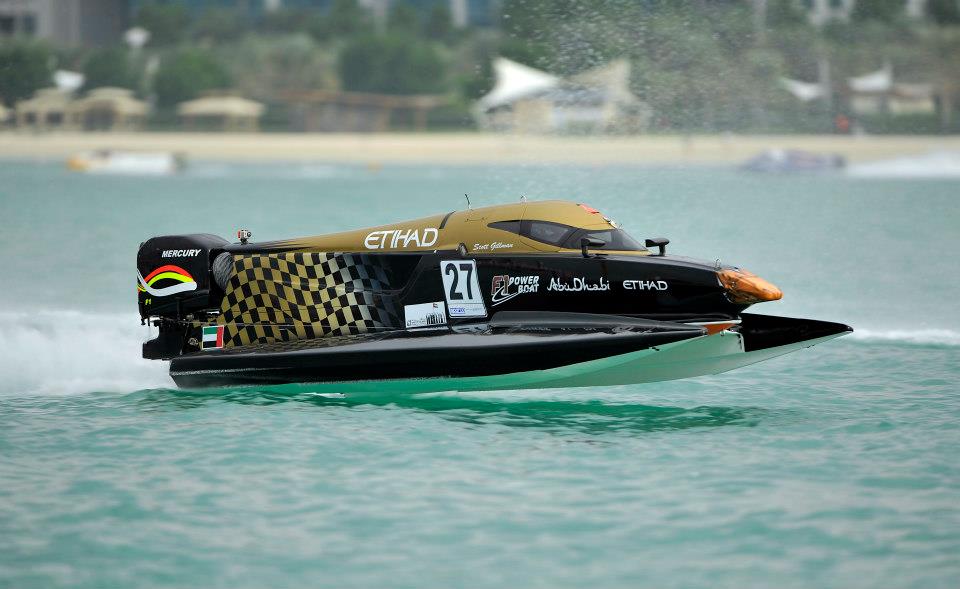 Scott Gillman F1-V8 racing video from  Abu Dhabi